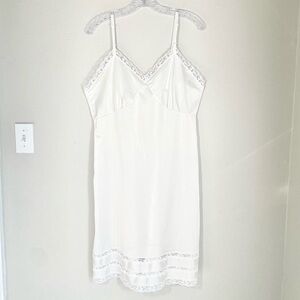 White Lace Trim Slip Dress Nightgown | Vintage Lingerie Cottagecore Small